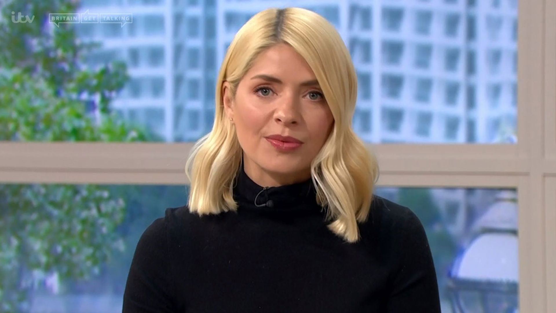holly willoughby leaves celebrity juice