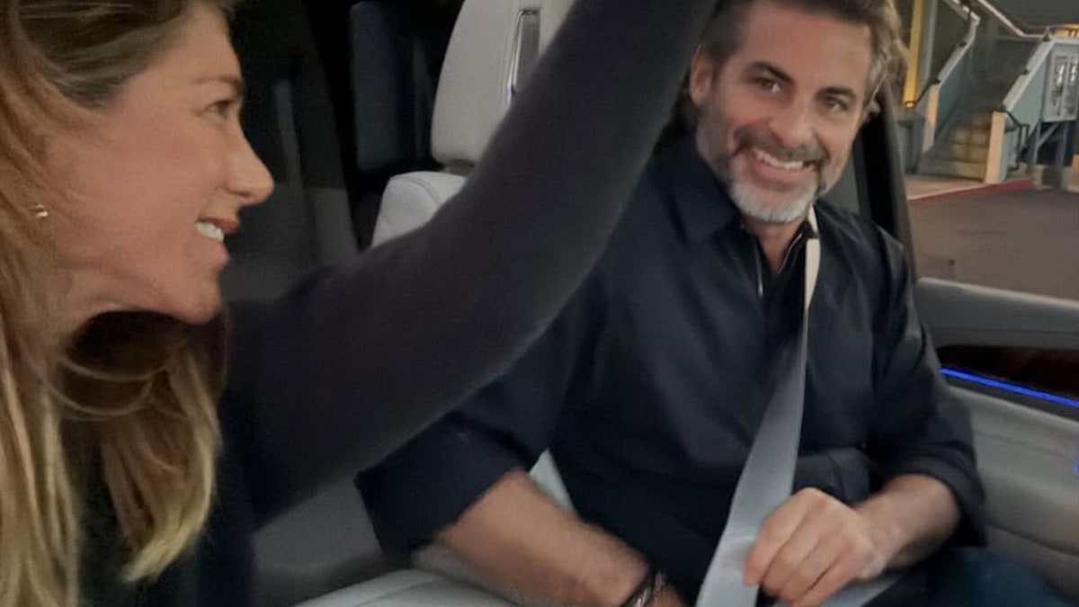 Jennifer Aniston shares glimpse of first Valentine's Day with Jim Curtis in new photo