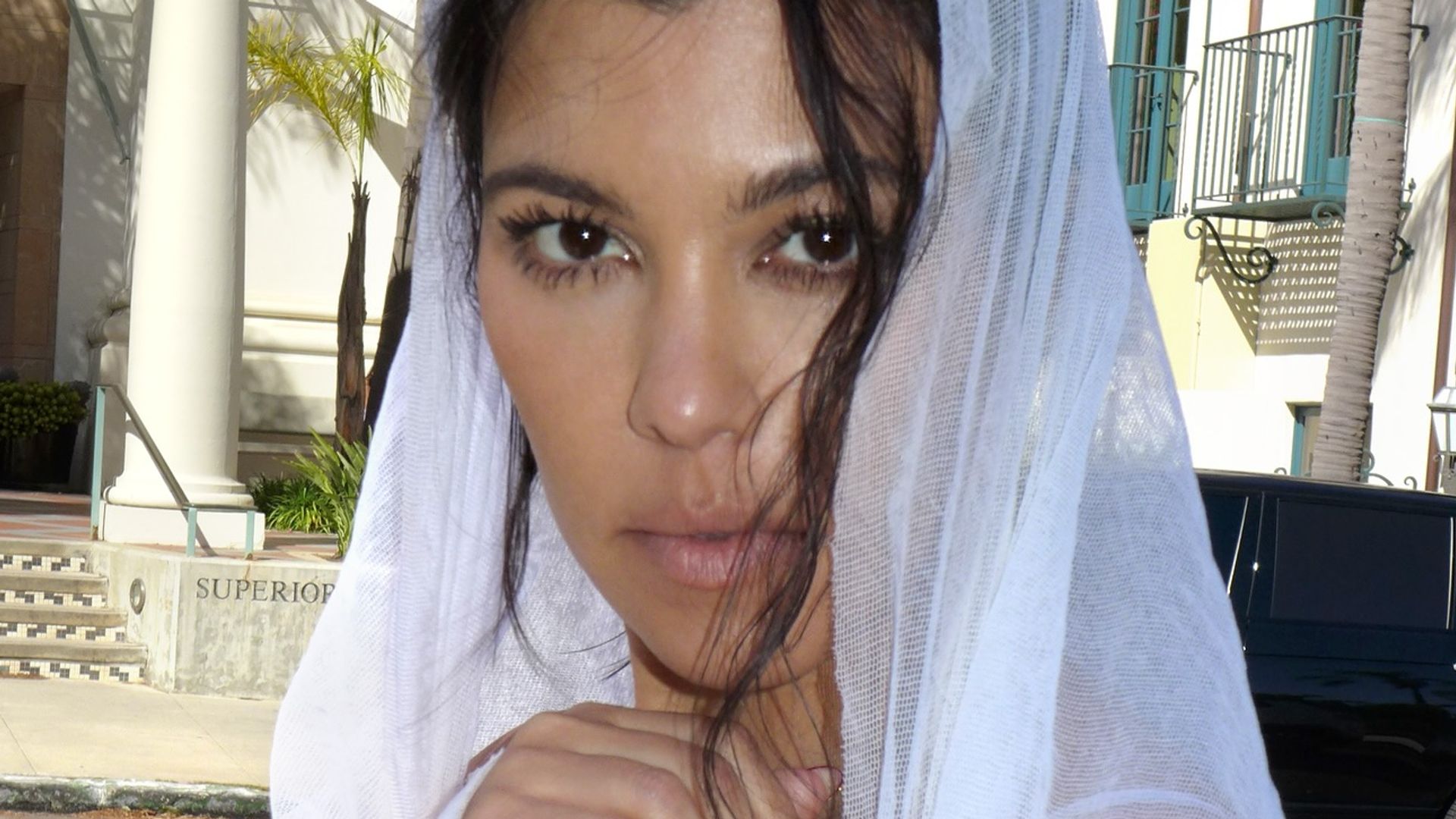 Kourtney Kardashian wedding dress