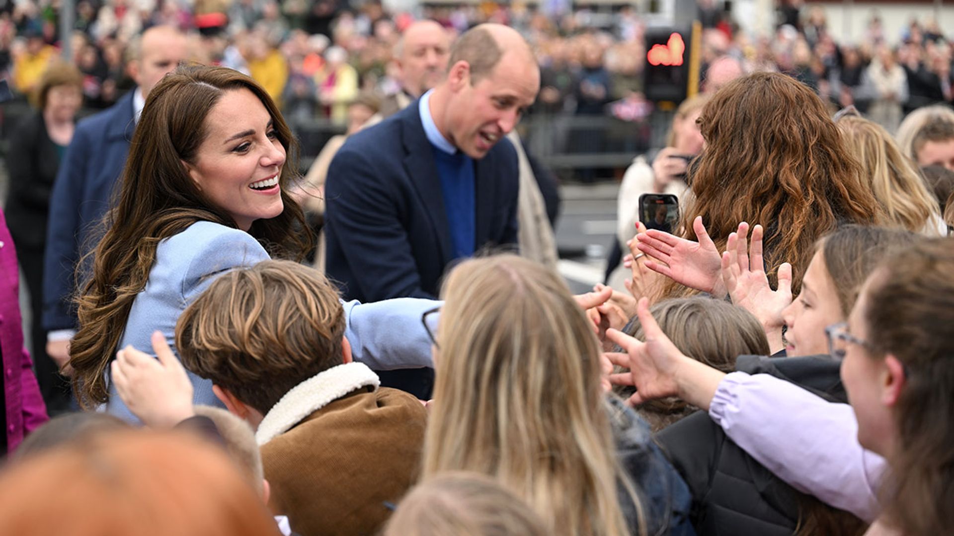 kate and william fans support