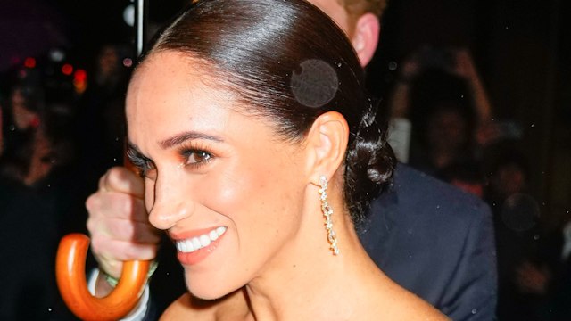  Prince Harry, Duke of Sussex and Meghan, Duchess of Sussex, arrive at the Midtown Hilton for the Ripple Awards on December 06, 2022 in New York City. 