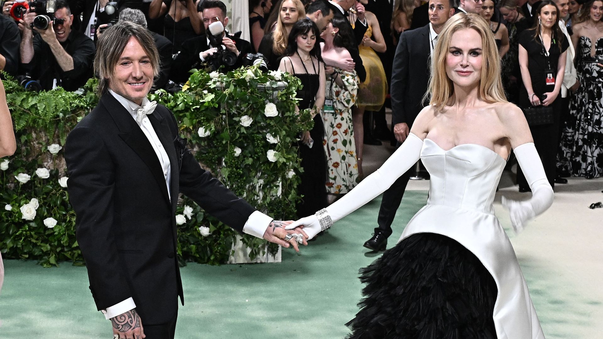 Nicole Kidman's $20,000 wedding dress is a vintage masterpiece – see photo