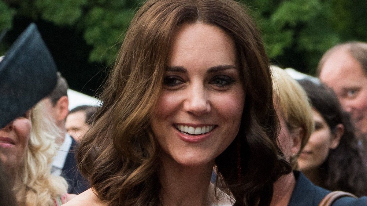 H&M has a Princess Kate-worthy summer dress for just £20 in the sale