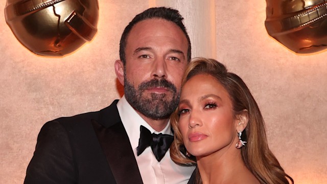 Ben Affleck and Jennifer Lopez on the red carpet 