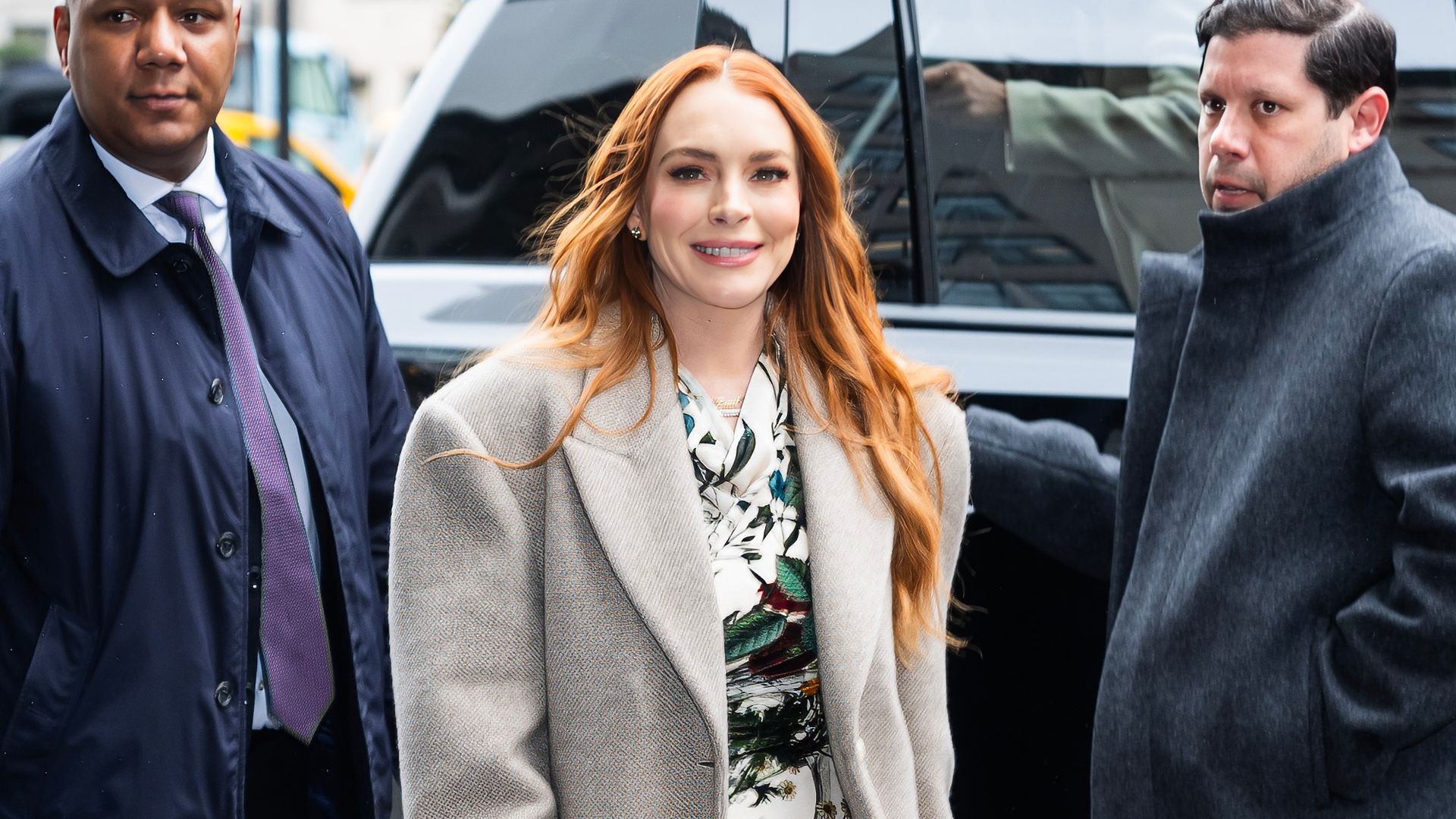 Lindsay Lohan’s ‘dolphin’ dress is giving marine à la mode