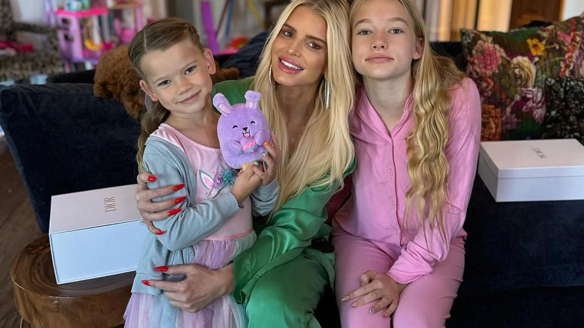 Jessica with her daughters Maxwell and Birdie