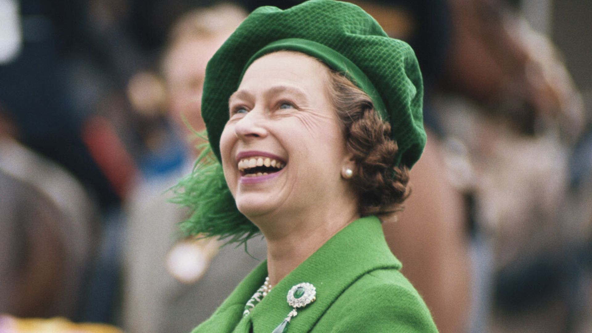 the queen green beret