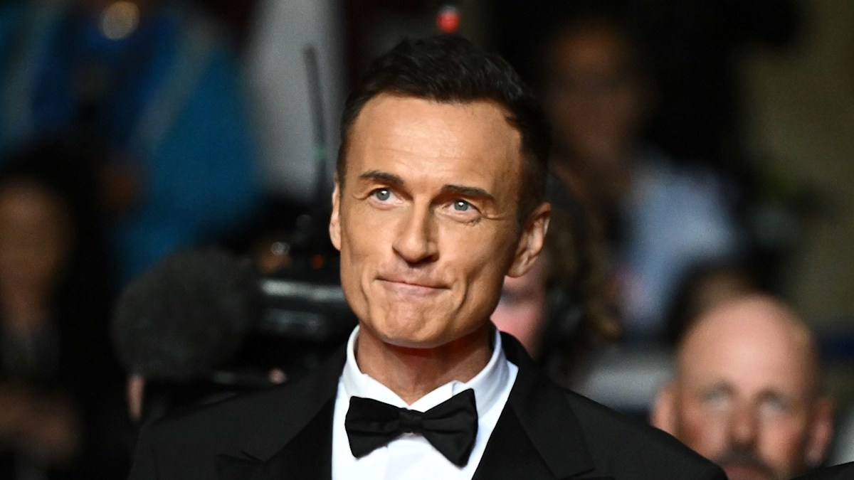Julian McMahon's mysterious final days revealed following shocking death |  HELLO!