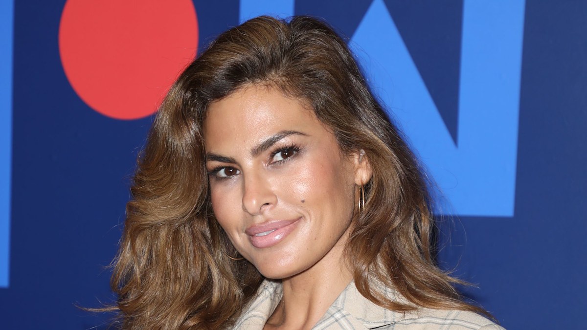 Eva Mendes turns heads in slinky red dress as she gives glimpse of family dynamics