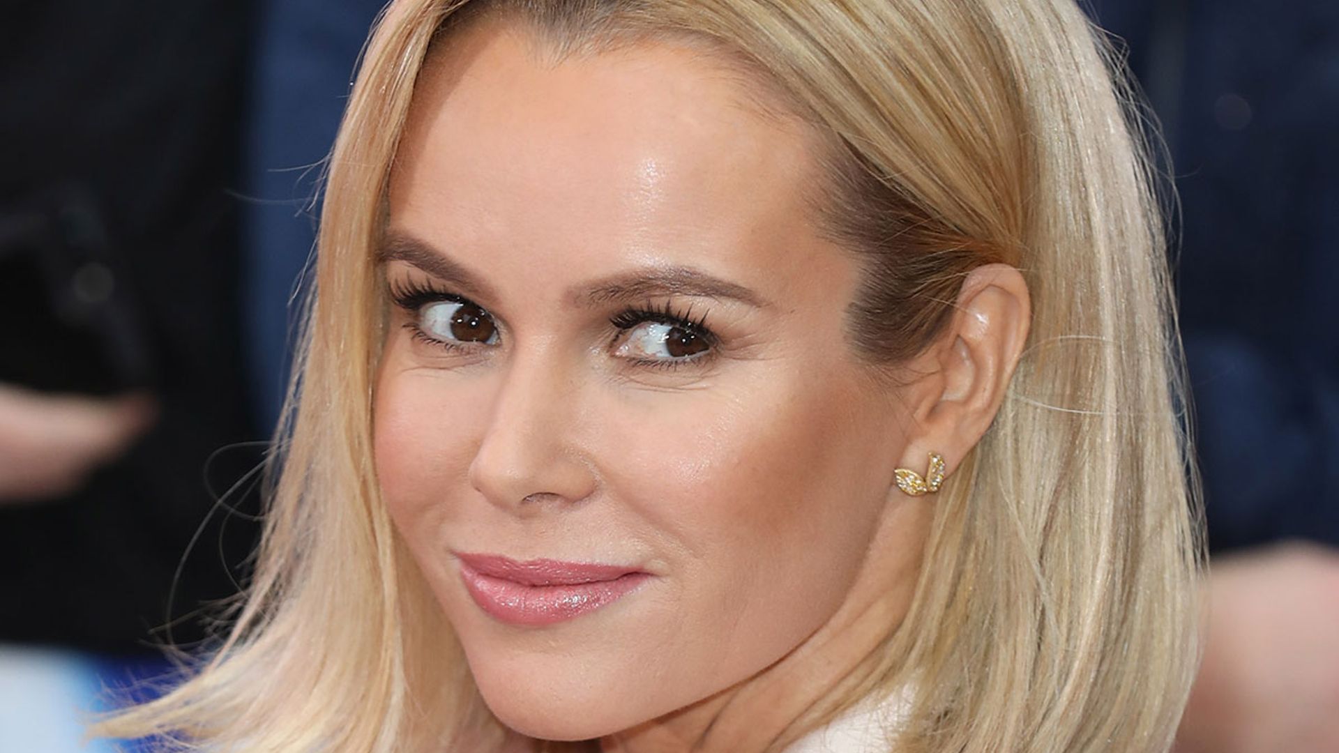 Amanda Holden pays tribute to Captain Sir Tom Moore with poignant outfit choice