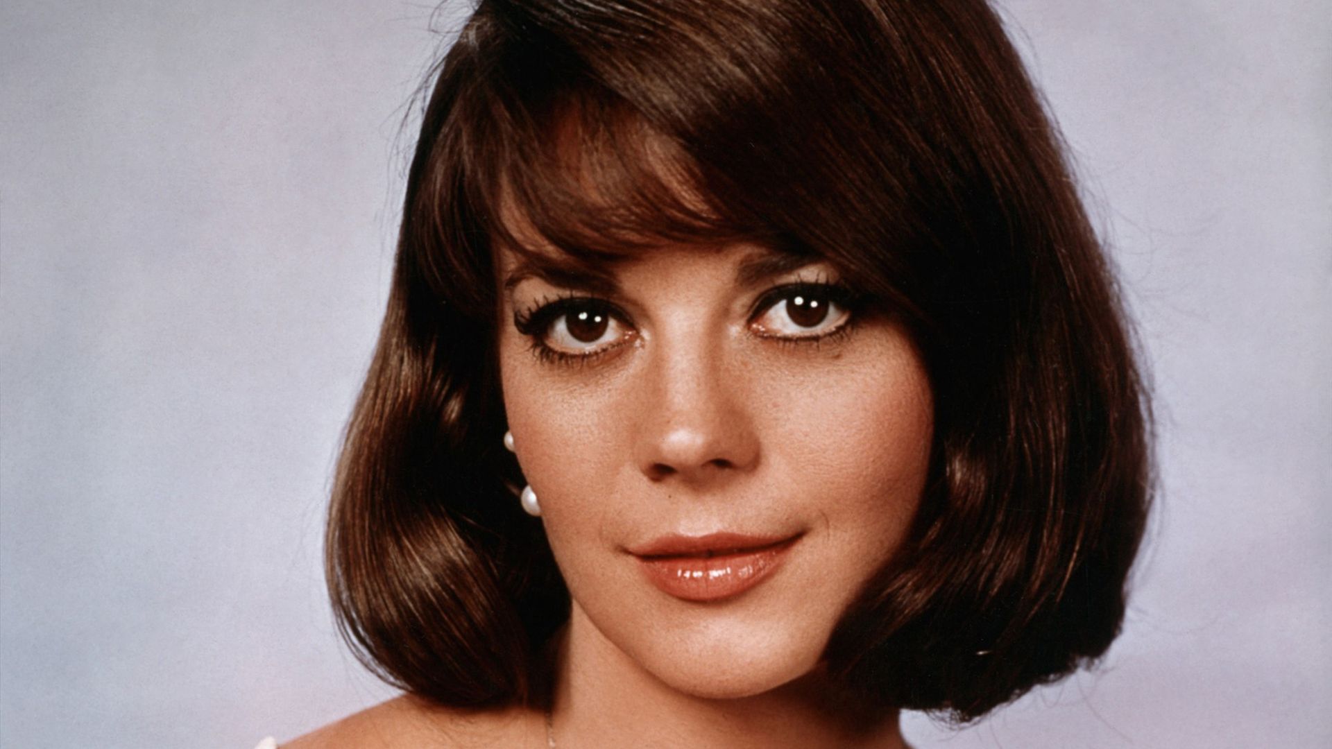 headshot of natalie wood