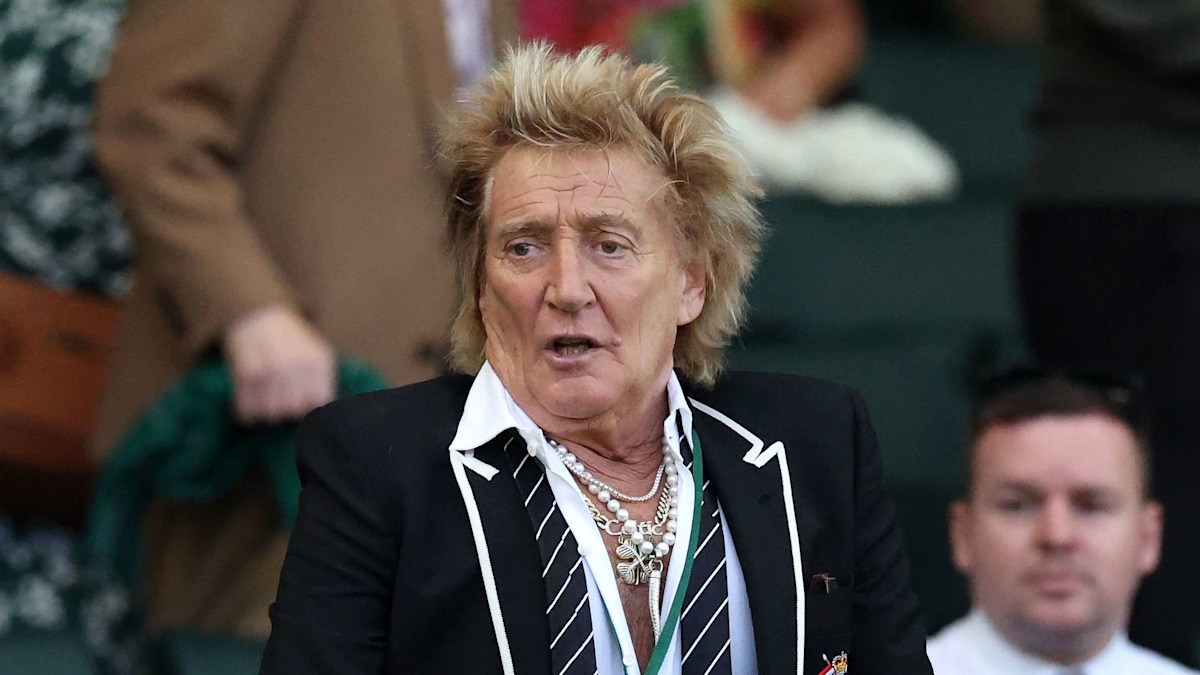 Rod Stewart 'devastated' to share health update amid uncertainty around Glastonbury performance