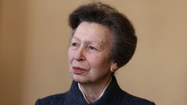 Princess Anne, Princess Royal talks to volunteers during her visit to knife crime community group 'Off The Streets' on February 16, 2024 in Wellingborough, England.