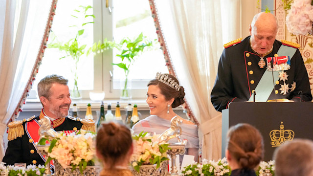 Queen Mary's tiara was paired with an heirloom brooch