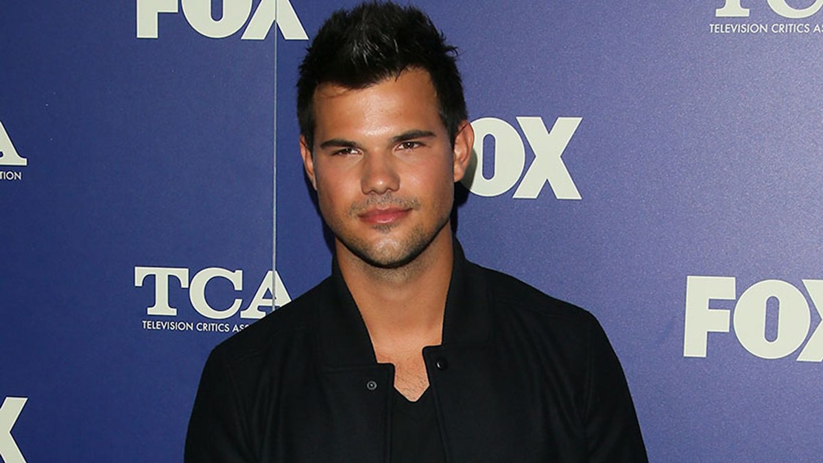 Taylor Lautner Has Dyed His Hair Purple See His Bold New Look Here Hello 4957