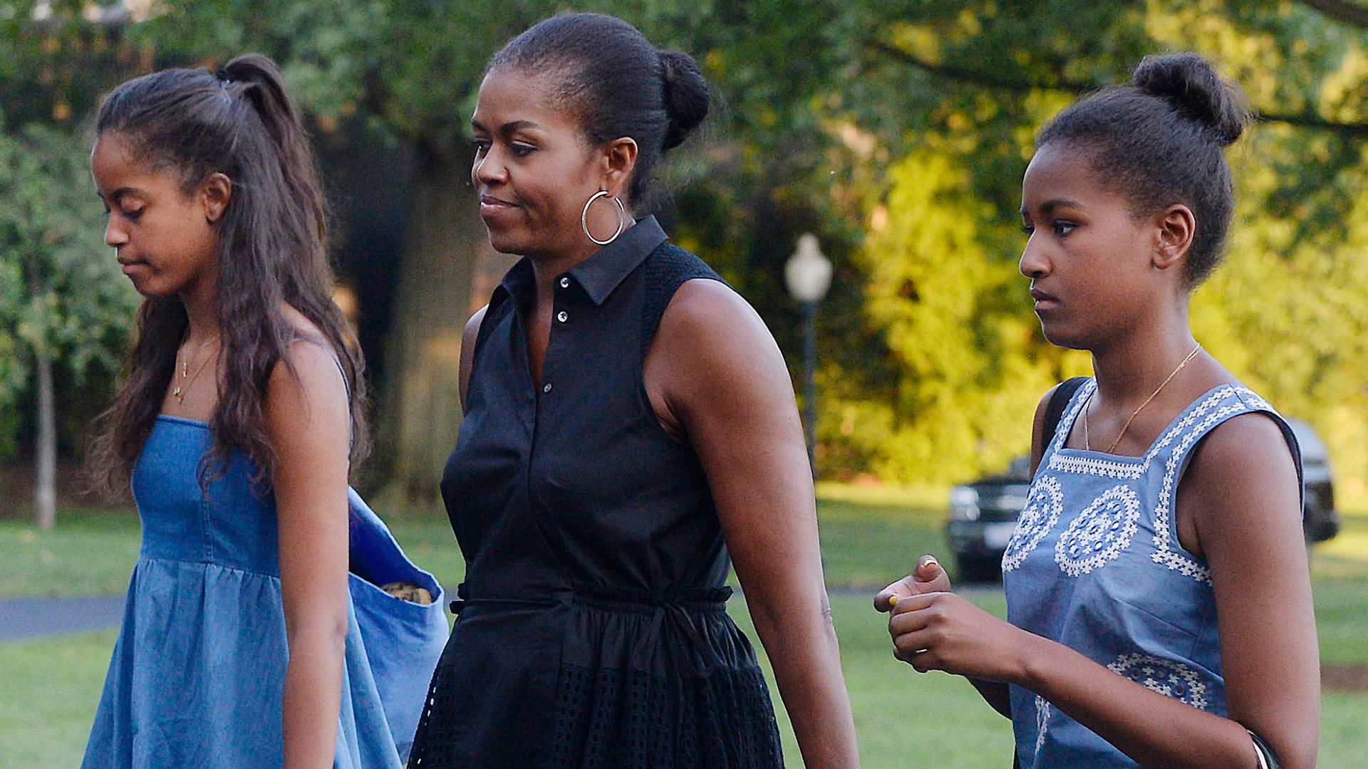 Michelle Obama with daughters Sasha and Malia