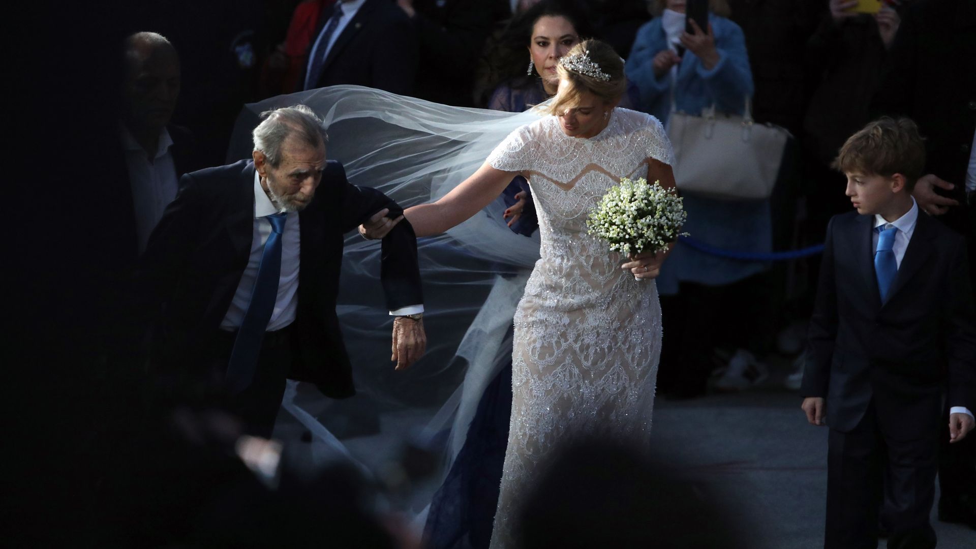 Prince Nikolaos and Chrysí Vardinogiánni marry in low-key winter wedding