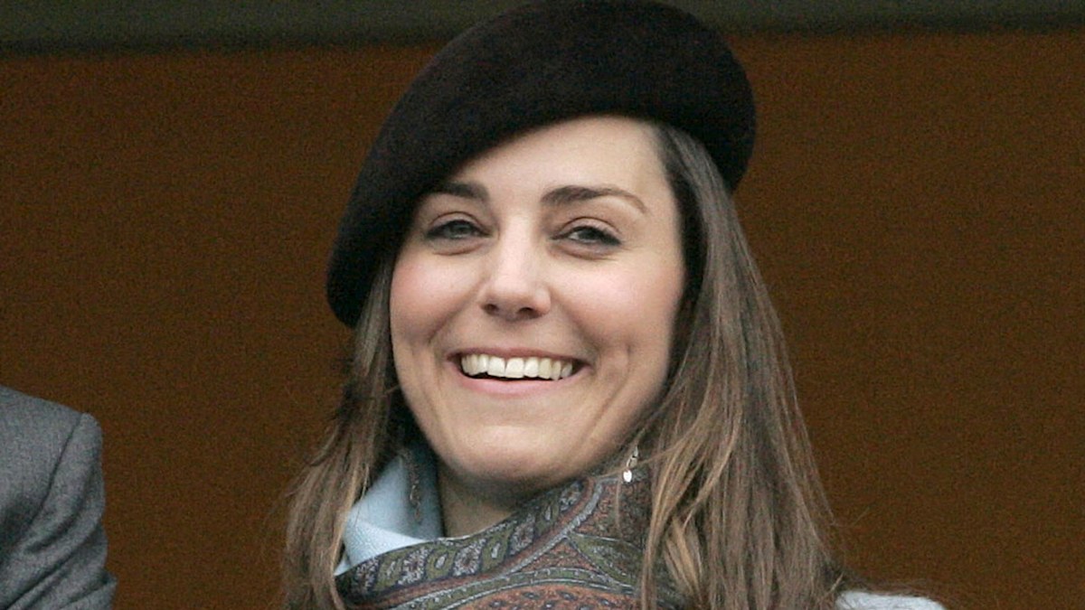 Kate Middleton’s Y2K skirt suit is so on-trend for 2025 – here’s why
