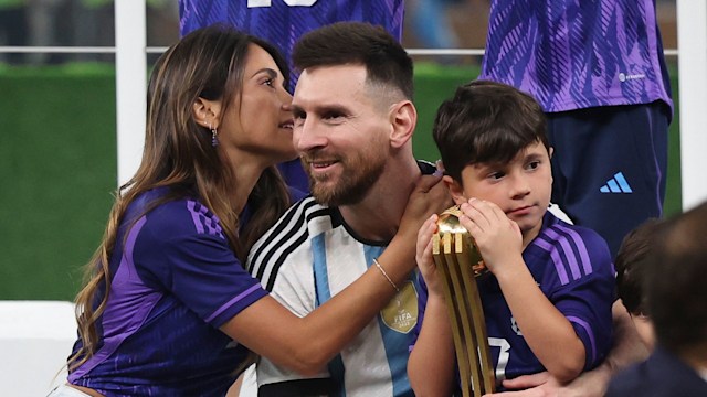 Lionel Messi of Argentina wife Antonella Roccuzzo and their sons 