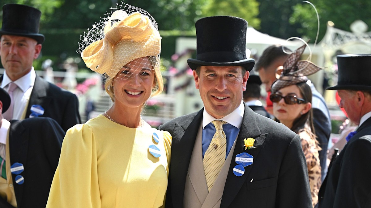 Peter Phillips' girlfriend Harriet Sperling performs the perfect curtsy for the first time