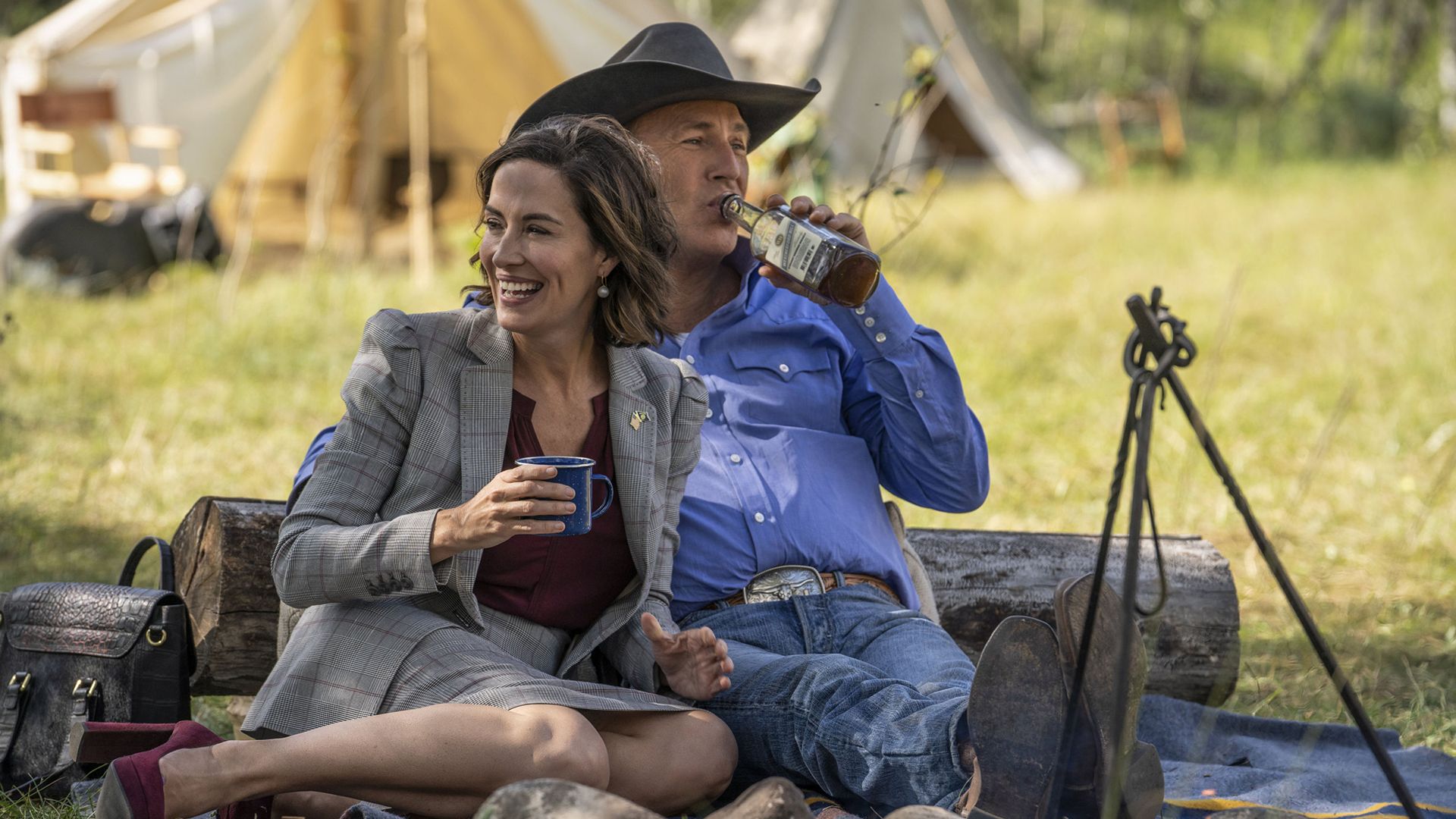Wendy Moniz and Kevin Costner in a scene from Yellowstone