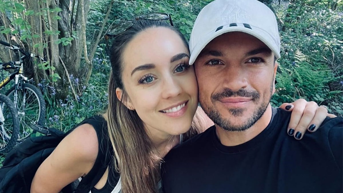 Peter Andre reveals stunning garden at Surrey home in hilarious video ...