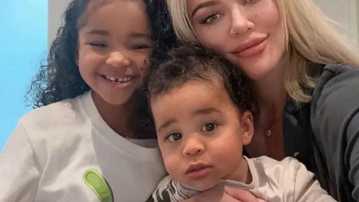 Khloé Kardashian's son Tatum is uncle Rob Kardashian's twin in photos ...