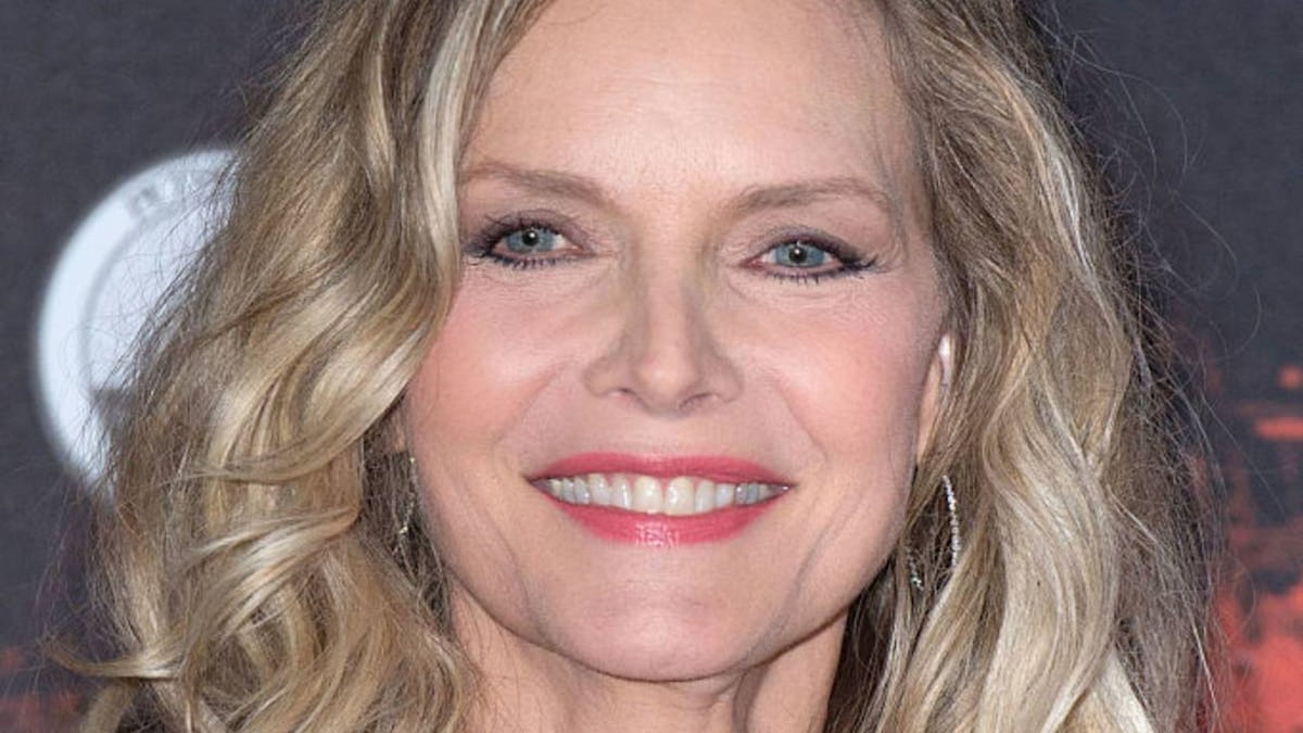 Michelle Pfeiffer shares exciting news with rare photo of sister