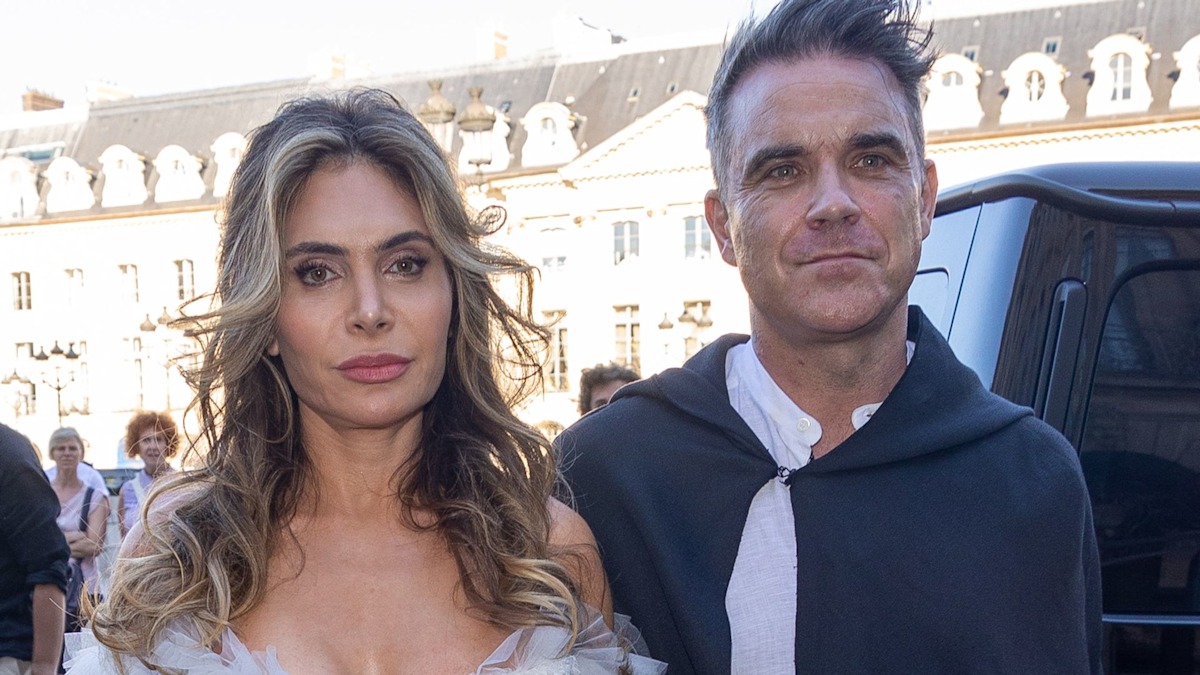 Ayda Field lifts lid on 'meaningful' vow renewal with Robbie Williams and four kids