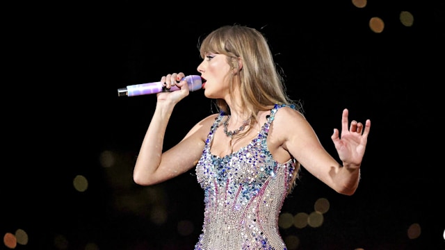  Taylor Swift performs onstage during the Taylor Swift | The Eras Tour 