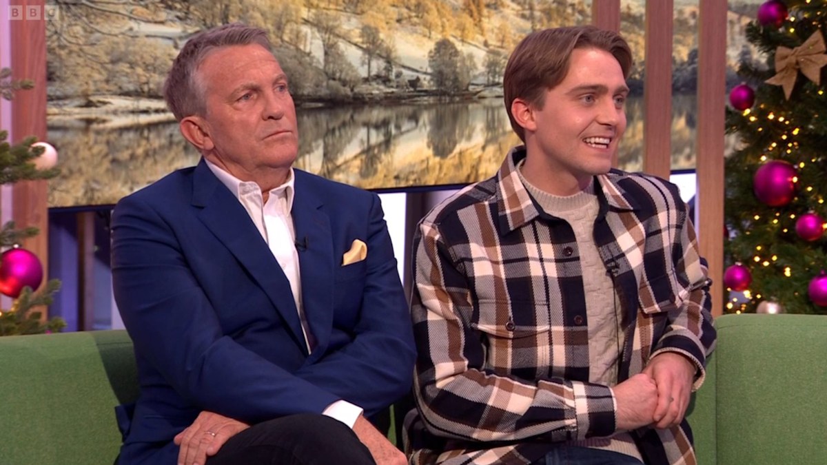 Bradley Walsh's son Barney sparks reaction with pair's latest joint TV appearance