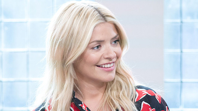 holly willoughby this morning gold skirt