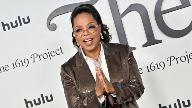 oprah winfrey red carpet brown sequin suit