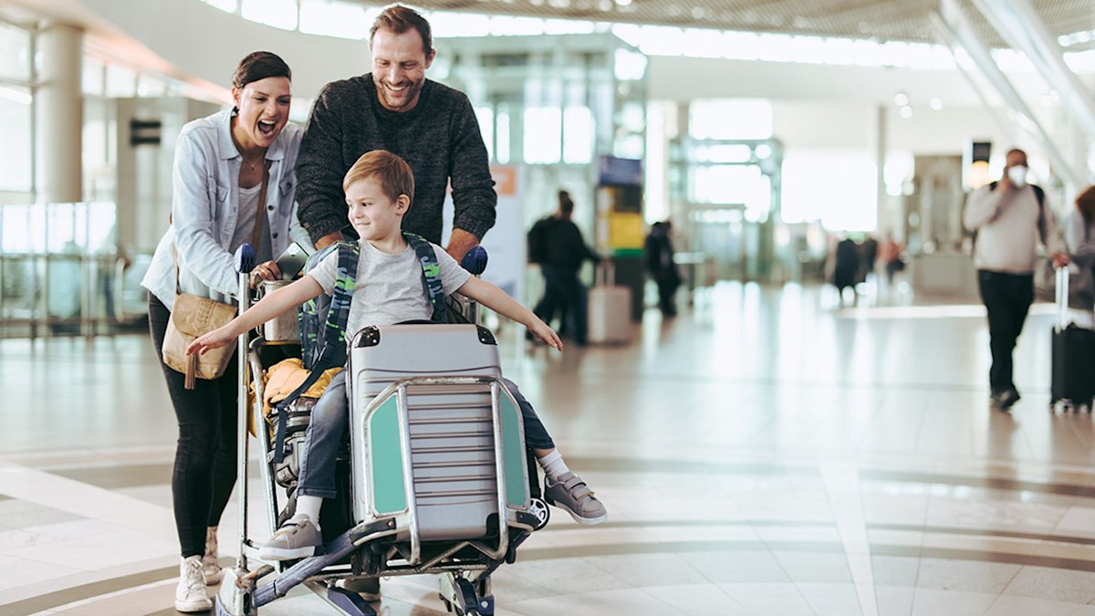 15 family travel tips that actually work HELLO!
