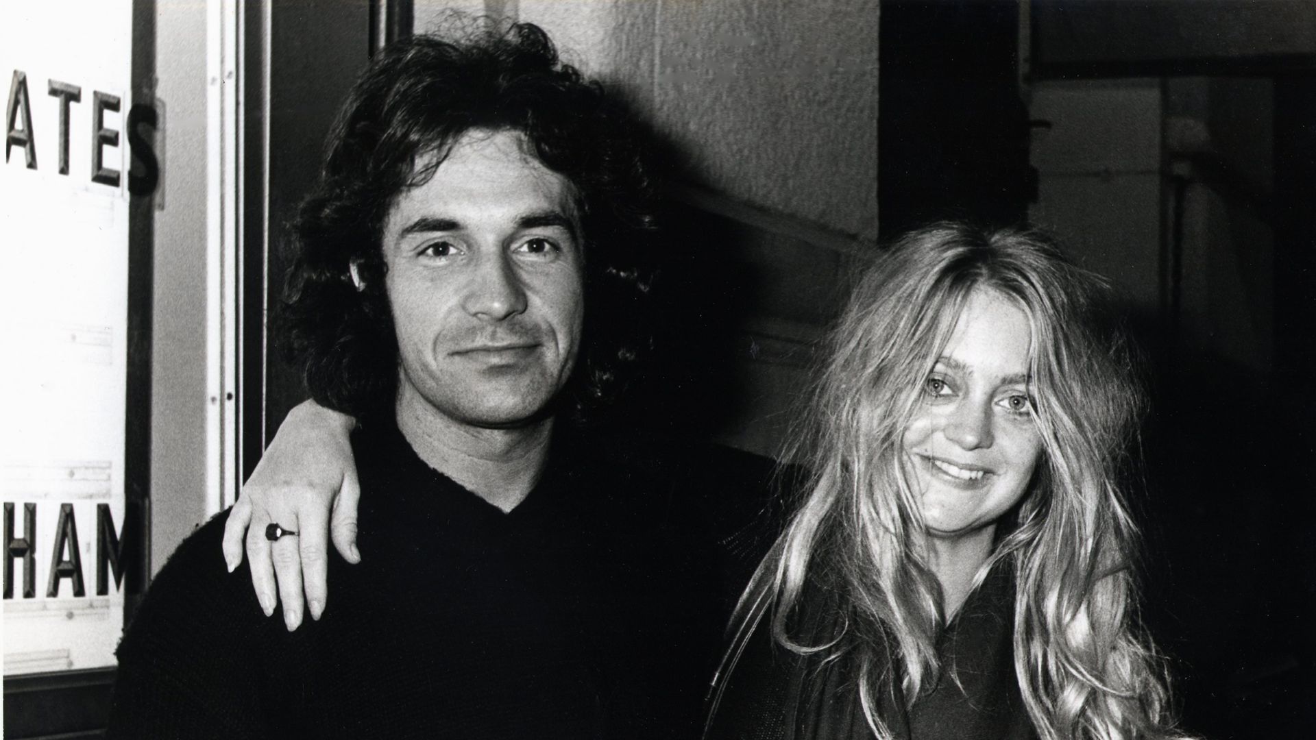 UNITED STATES - NOVEMBER 20:  BOTTOMLINE  Photo of Bill HUDSON, w/ Goldie Hawn