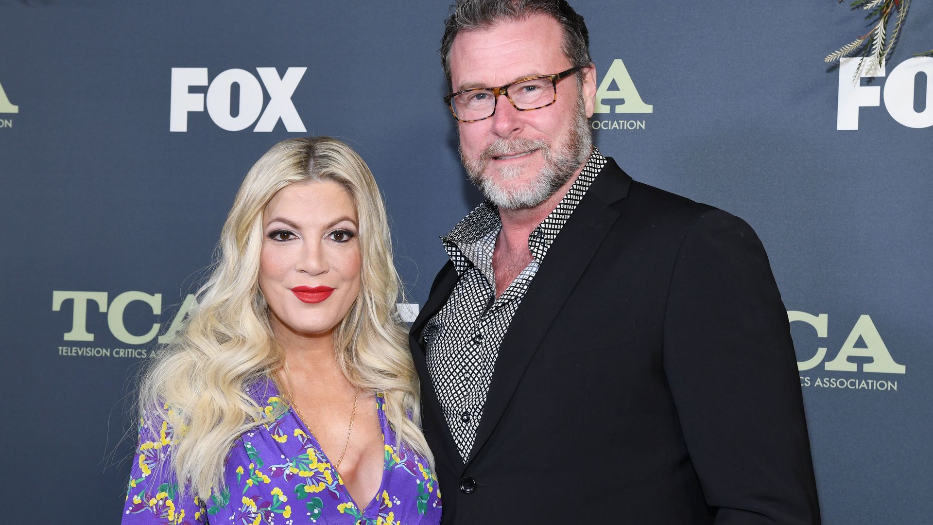 LOS ANGELES, CALIFORNIA - FEBRUARY 06: Tori Spelling and Dean McDermott attend Fox Winter TCA at The Fig House on February 06, 2019 in Los Angeles, California. (Photo by Amy Sussman/Getty Images)