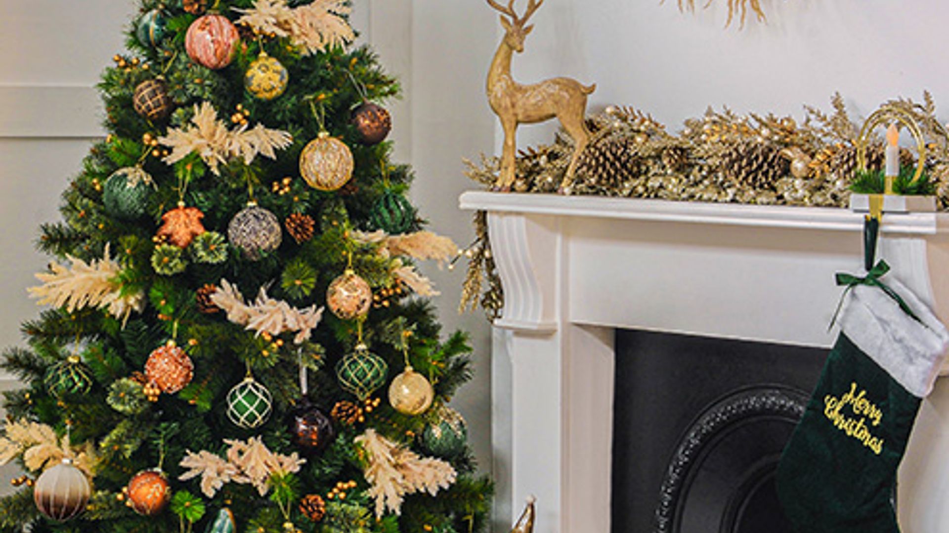 the range christmas fireplace