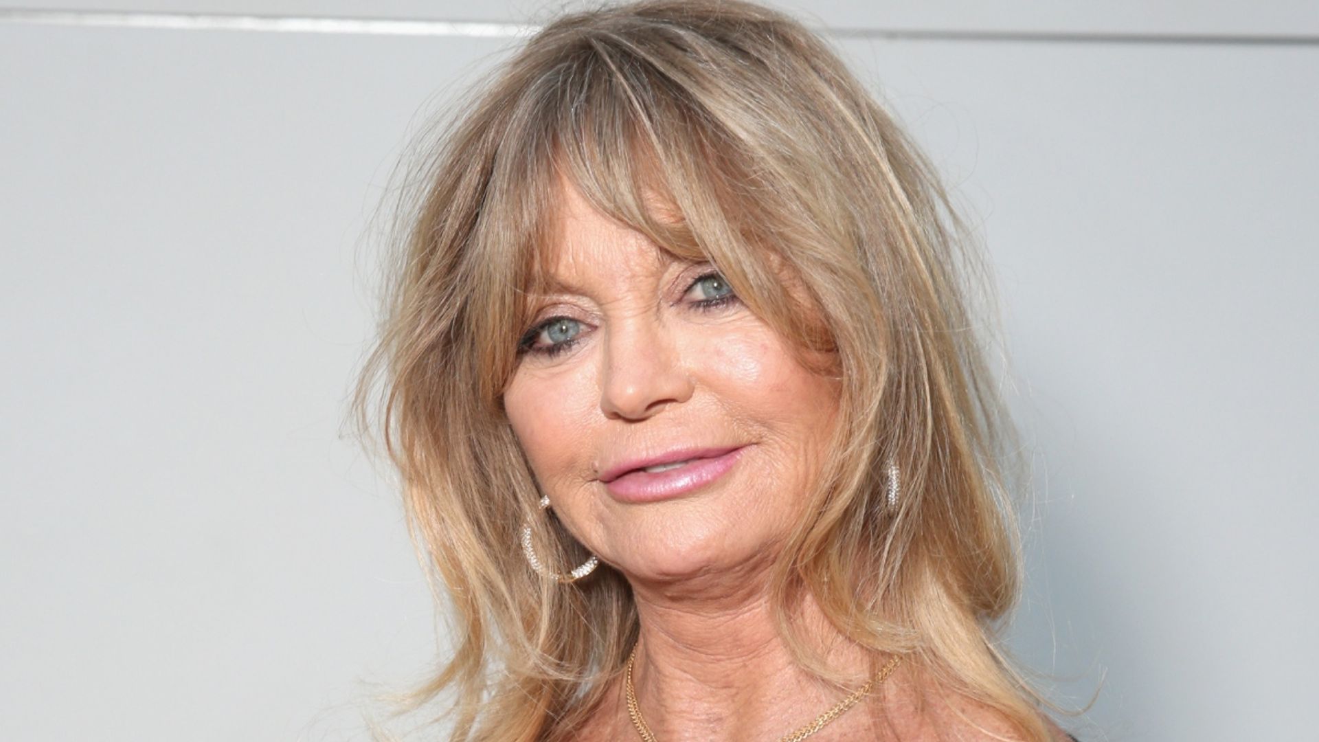 Goldie Hawn pays emotional tribute as she opens up about childhood struggles
