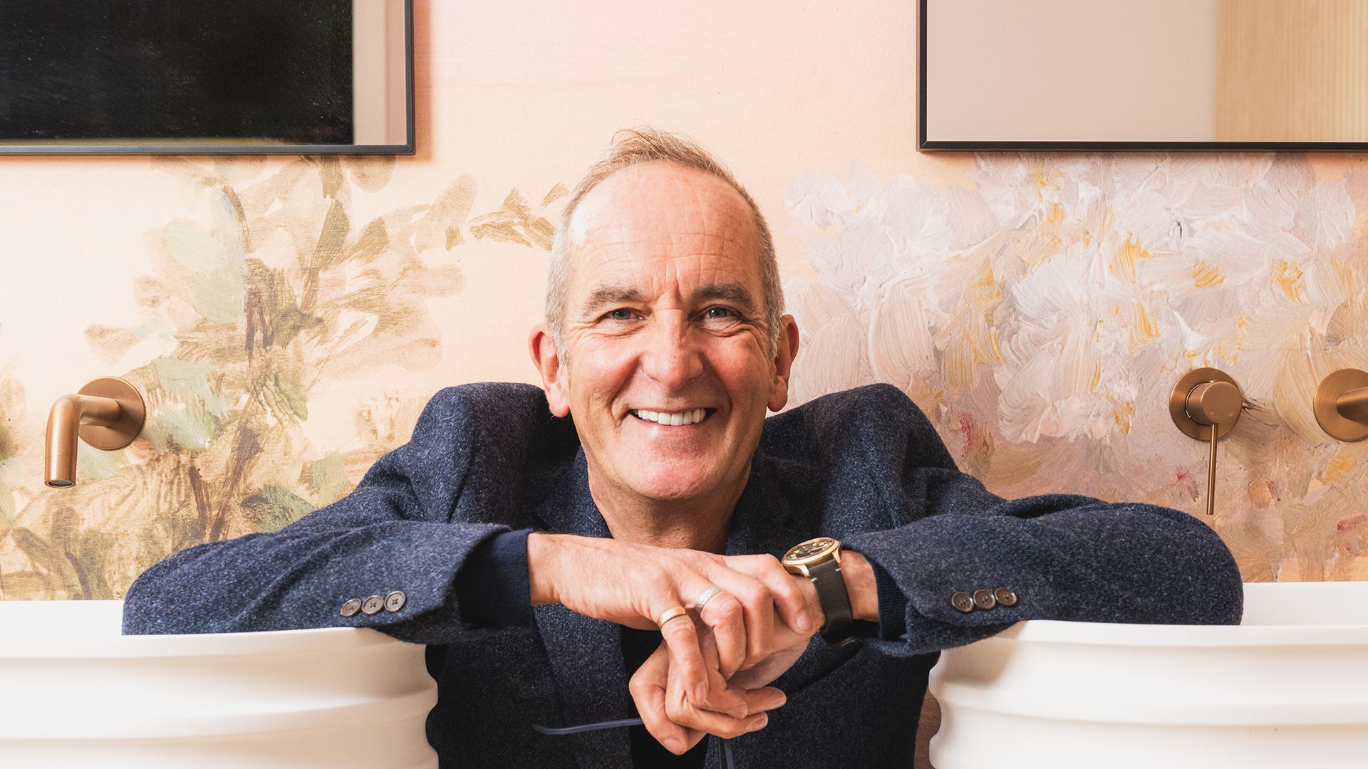 Kevin McCloud shares incredible insight into secret visit to ‘modest’ Buckingham Palace Private Apartments