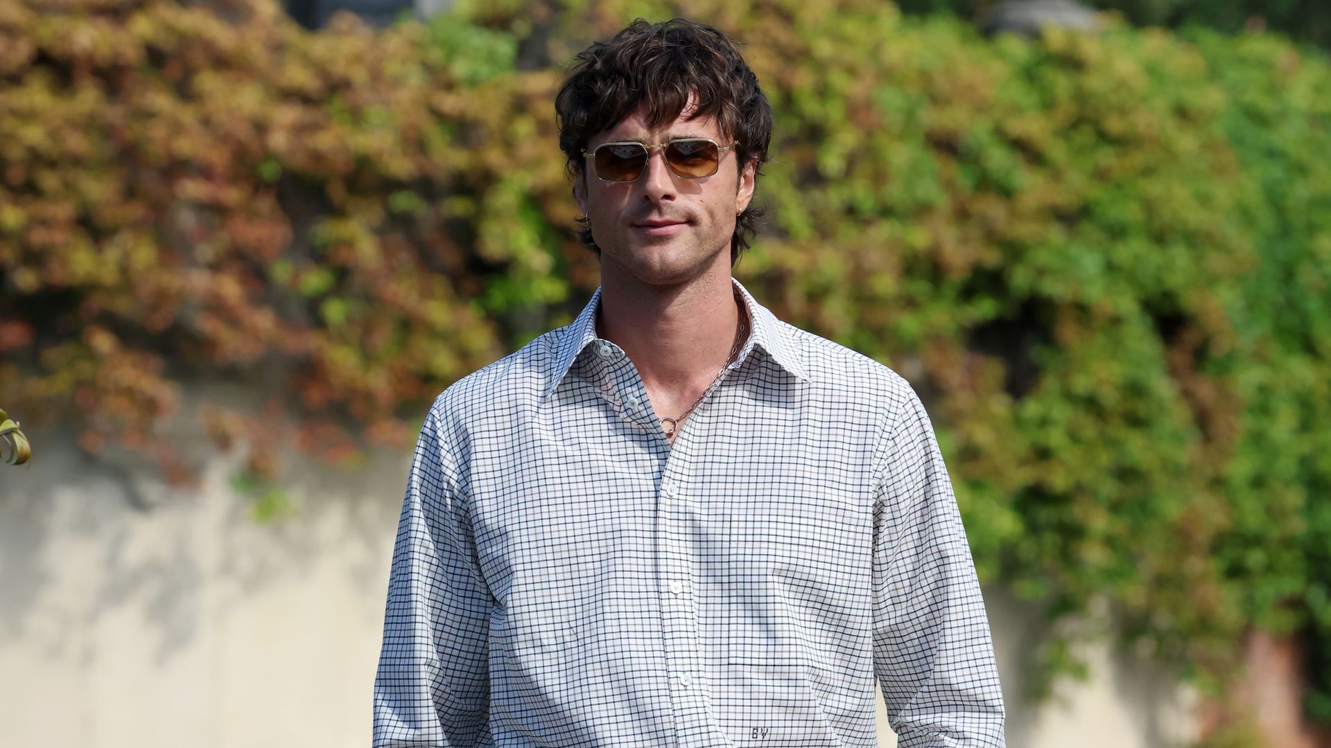 Jacob Elordi arrives at Hotel Excelsior during the 82nd Venice International Film Festival on August 29, 2025 in Venice, Italy. (Photo by Pascal Le Segretain/Getty Images)