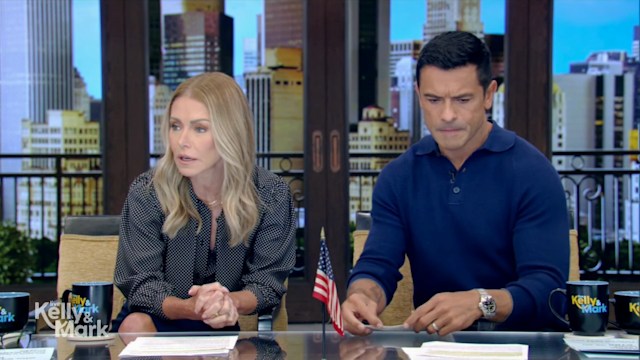 Kelly Ripa and Mark Consuelos on Live 