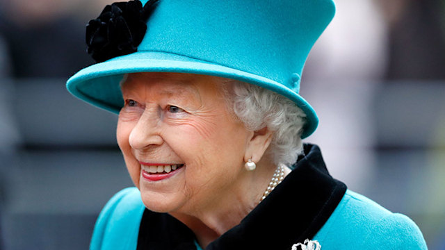 the queen blue hat