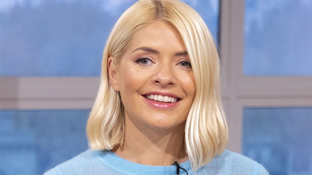 holly willoughby this morning outfit