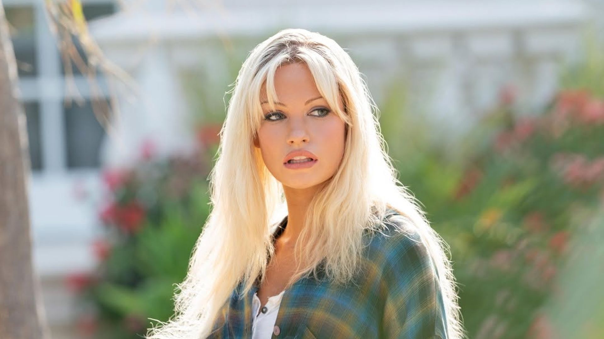 The show charts the true story of Pamela and Tommy Lee's leaked sex tape