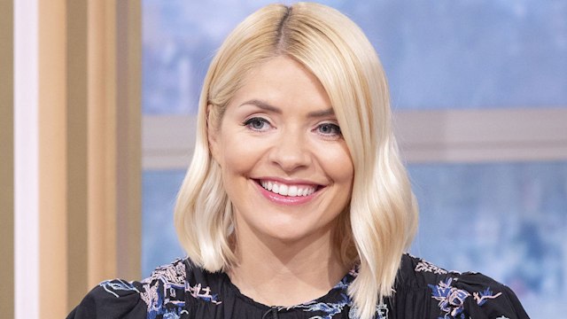 holly willoughby this morning outfit