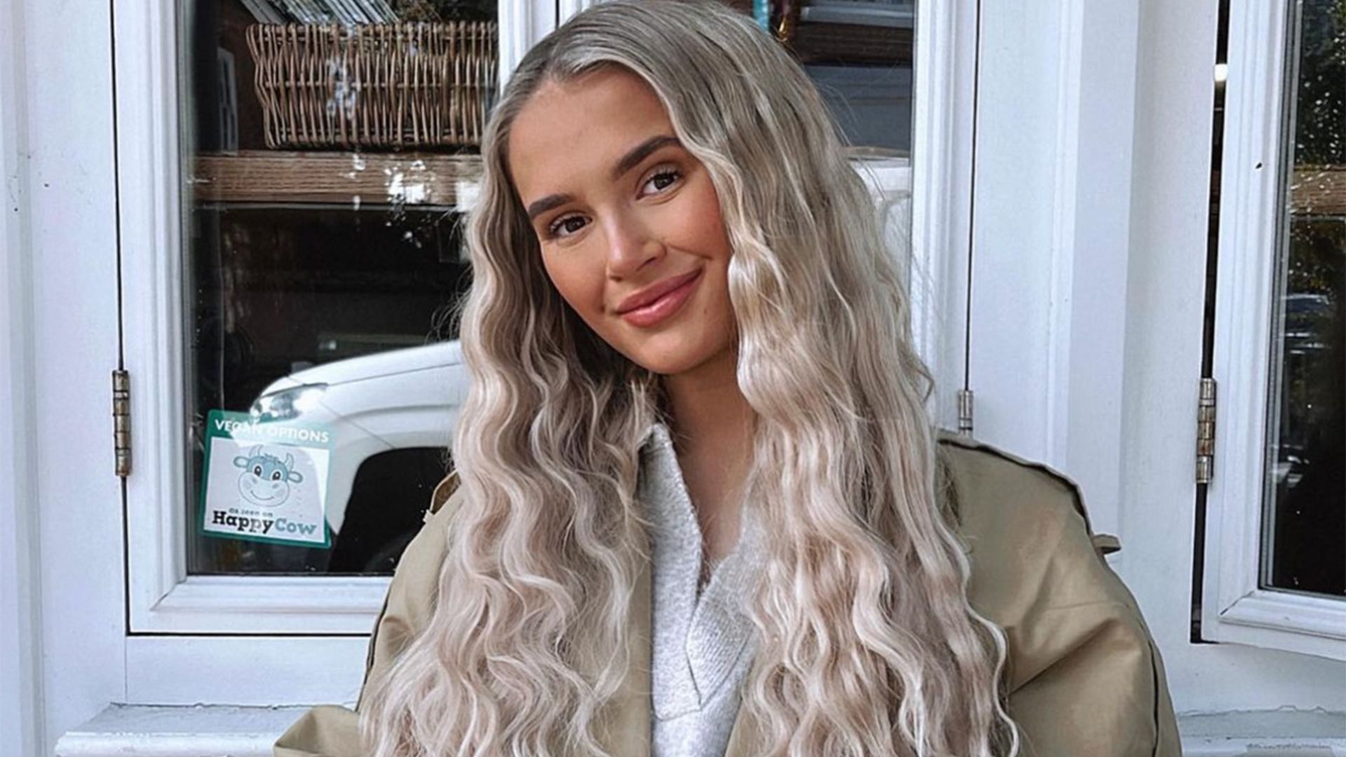 MollyMae Hague’s favourite hair curler for beachy waves is