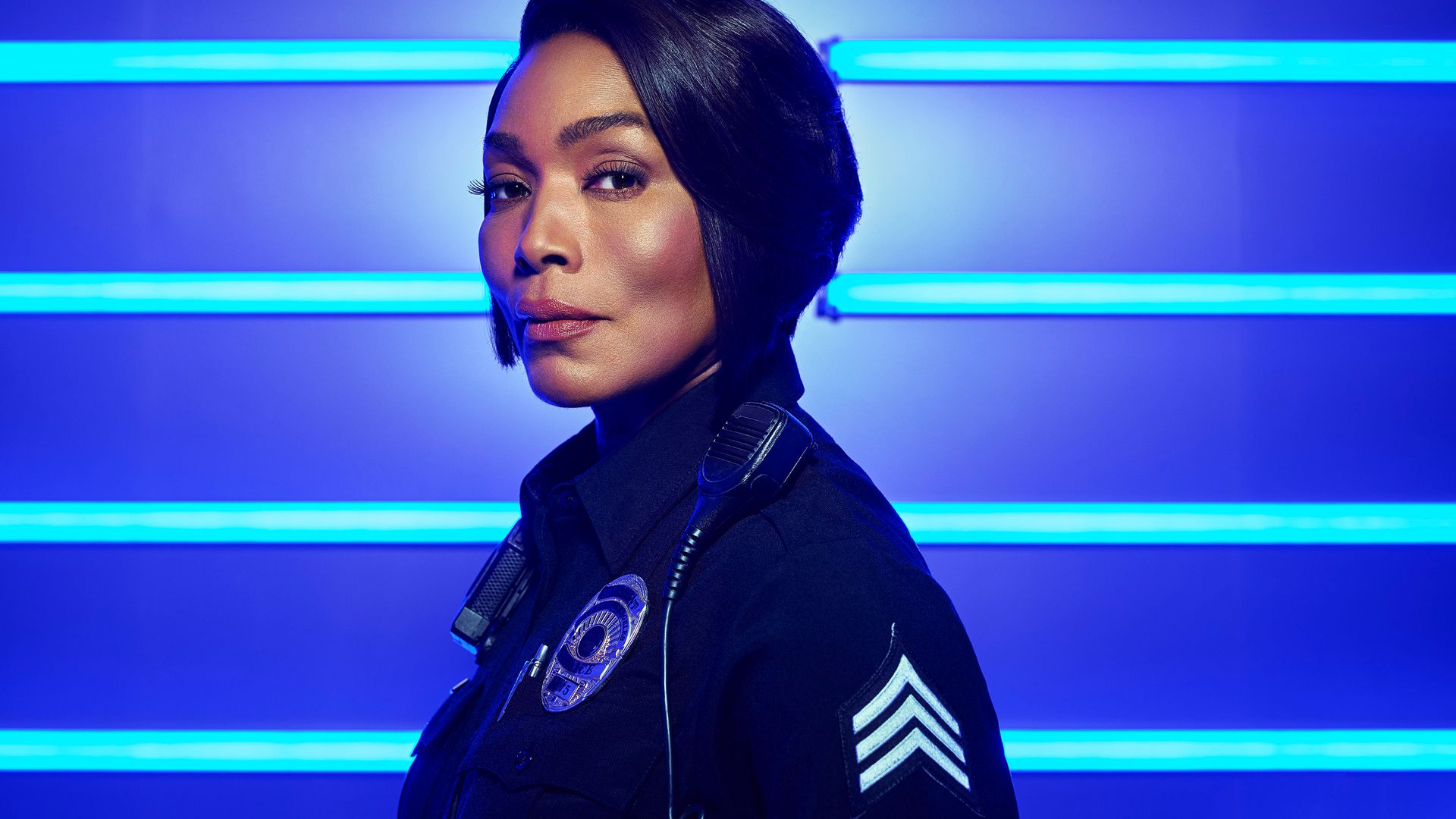 Angela Bassett stars in 9-1-1