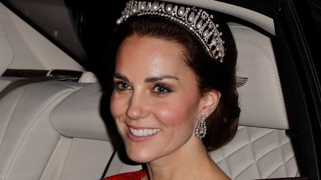 kate middleton wearing a tiara