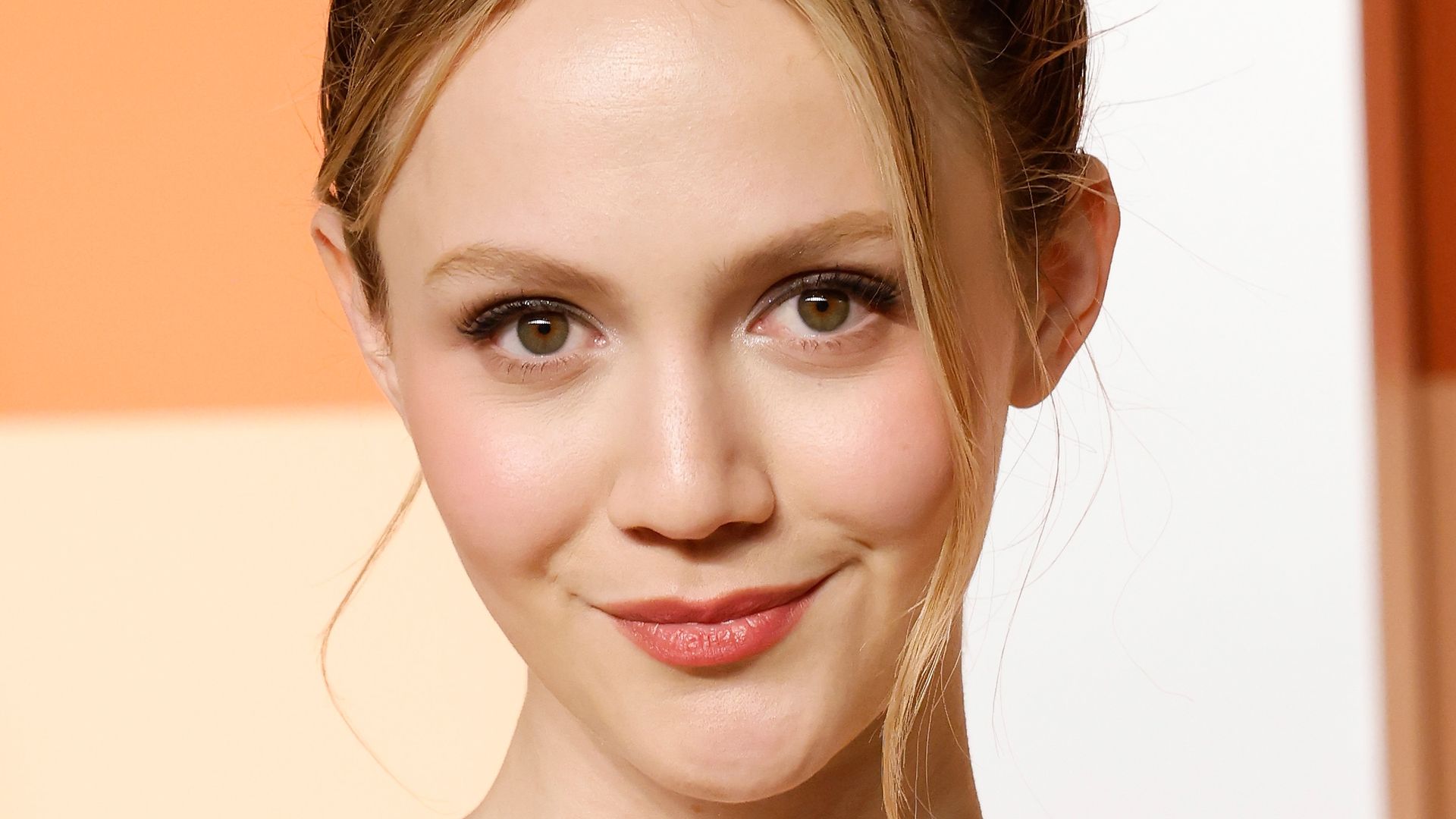 Iris Apatow attends the 2025 Vanity Fair Oscar Party