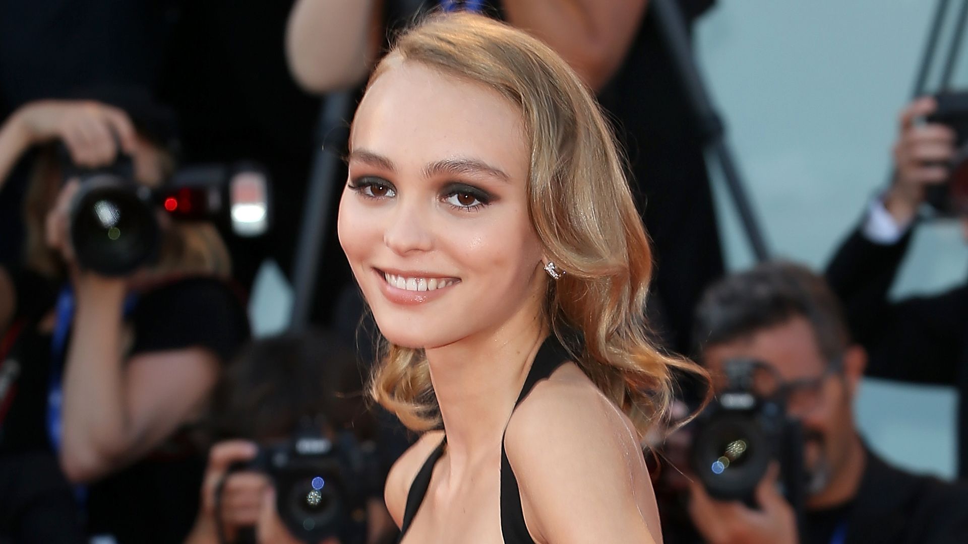 Lily-Rose Depp rocks seriously unexpected lingerie in photoshoot with girlfriend 070 Shake